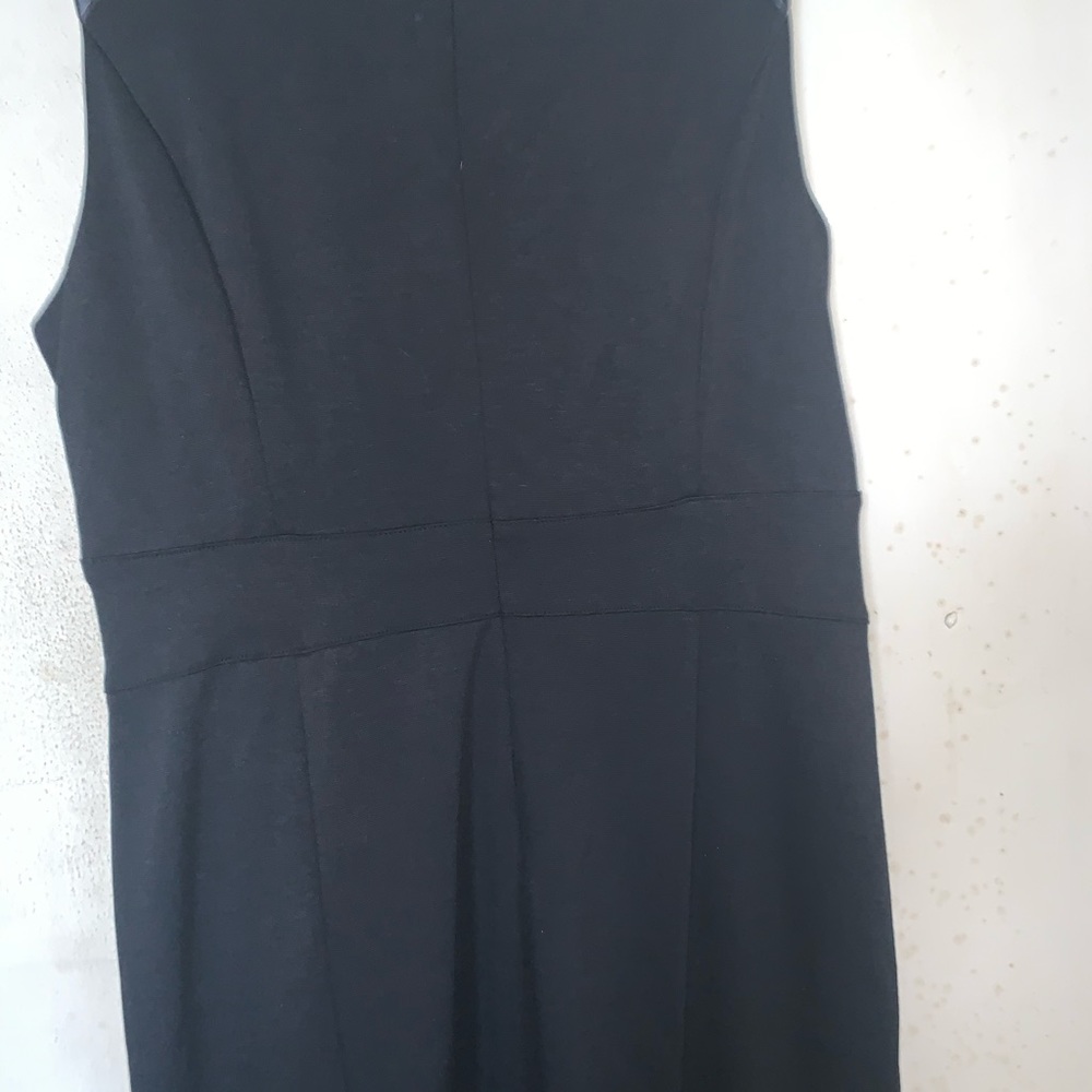 Dress - Picture 5 of 6